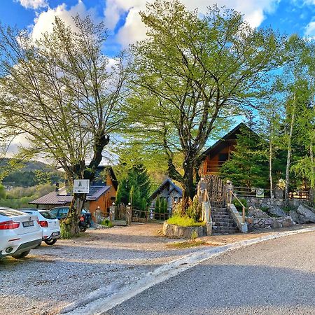 Chalet Kujta Peje Exteriér fotografie