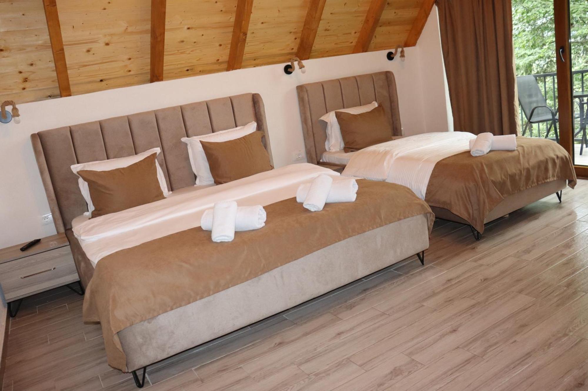 Chalet Kujta Peje Exteriér fotografie