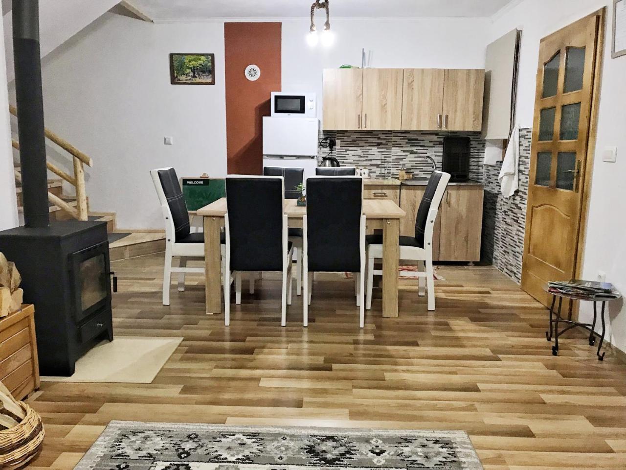 Chalet Kujta Peje Exteriér fotografie